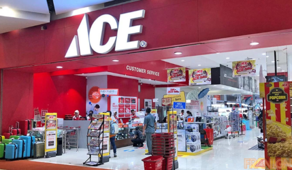 100 Years of Helpful Hearts: Ace Hardware Celebrates a Century with Inspiring Stories